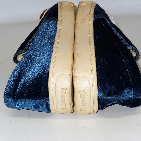 SOLUDOS LLAMAS IN LOVE Blue Velvet Sherpa Embroidered Sneakers Size 8 - Picture 10 of 16